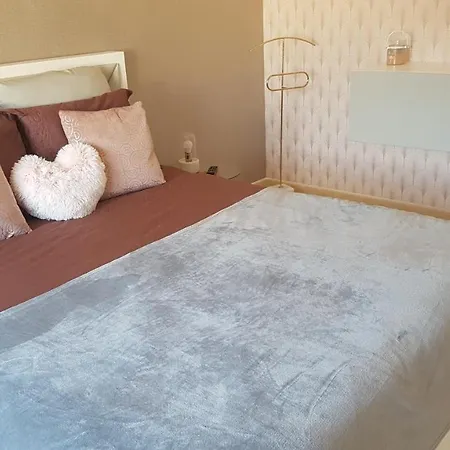 Condominio Rainha Sol Holiday home Nadadouro